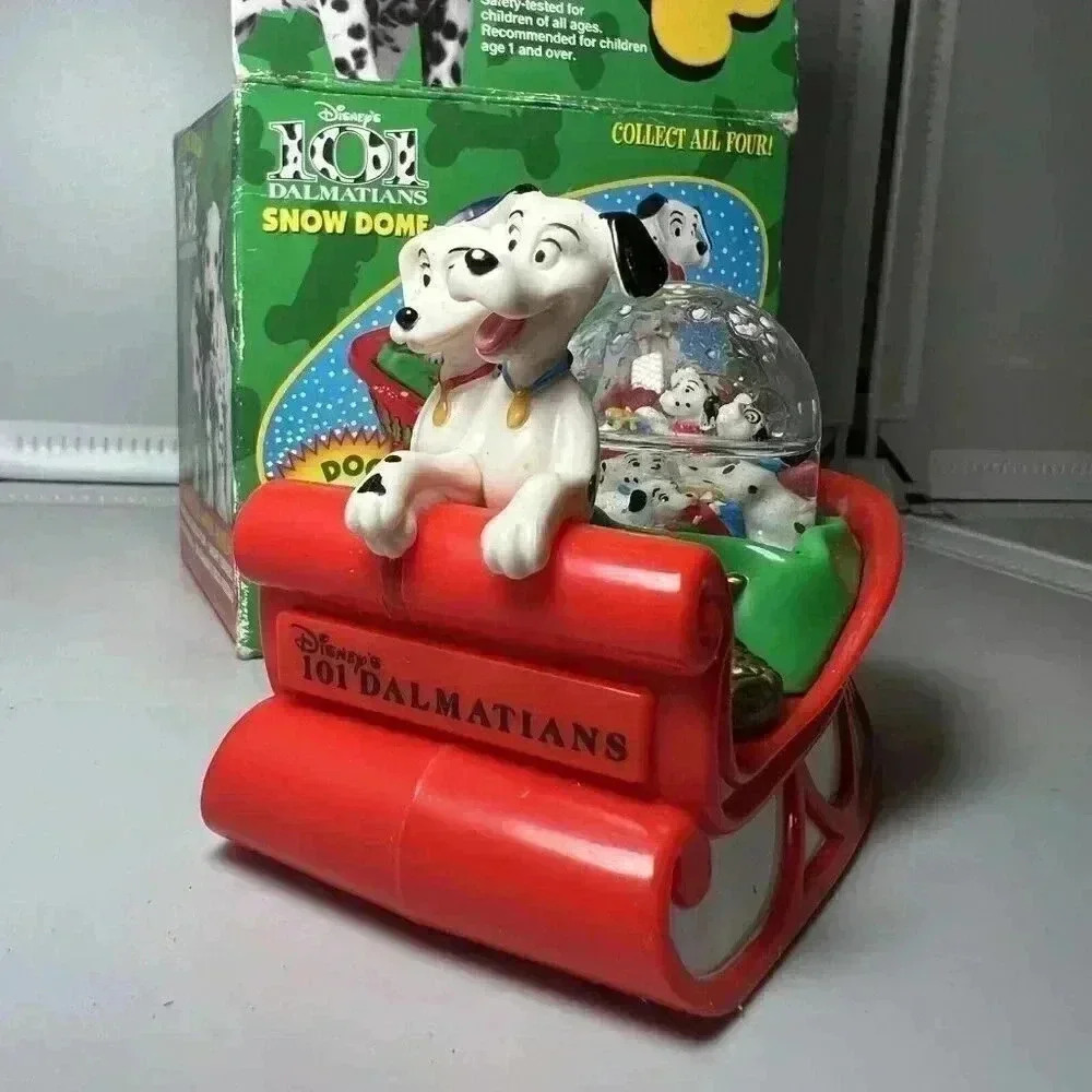 Vintage 1996 McDonald's Disney's 101 Dalmatians Snow Dome Christmas Figure - Picture 6 of 9